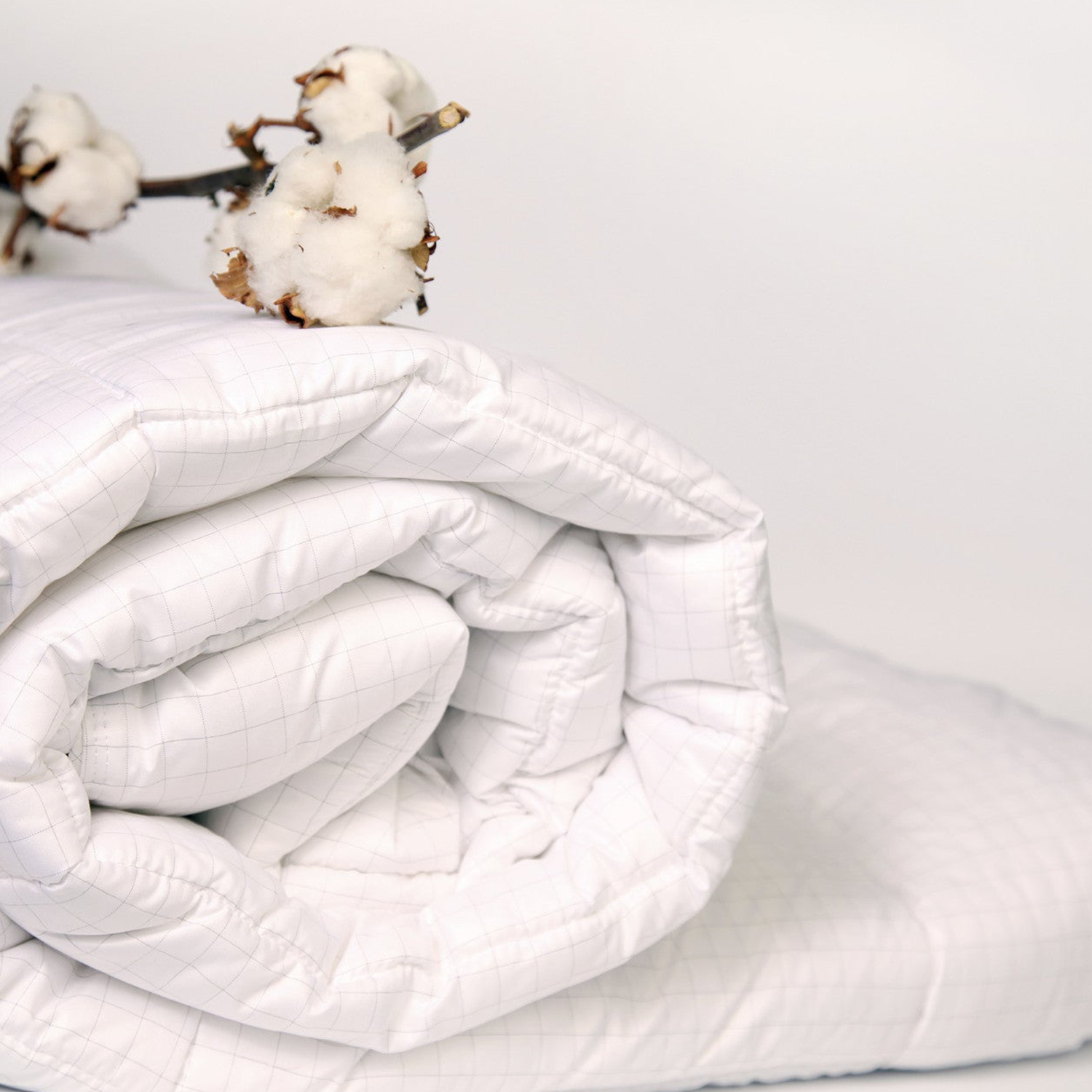 COMFORTER/DUVET (white)