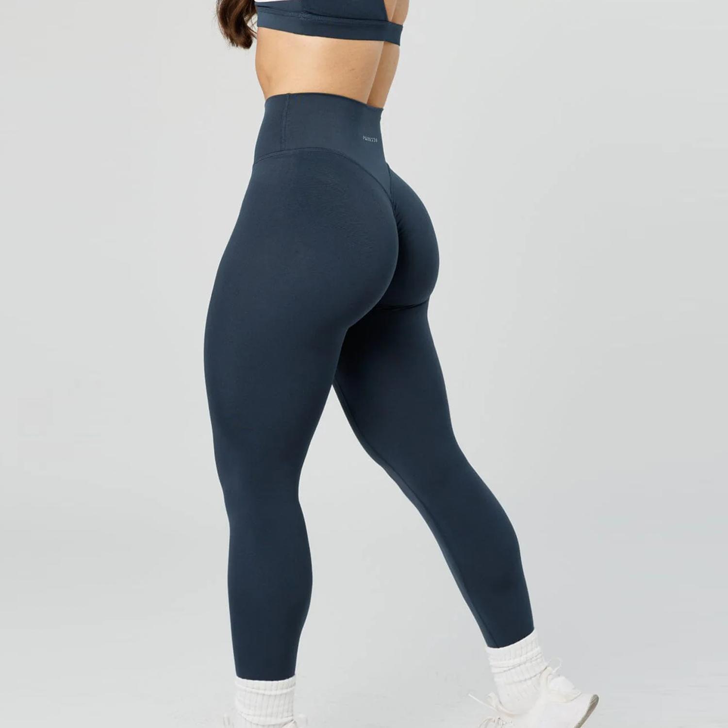 LEGGINGS / YOGA PANTS